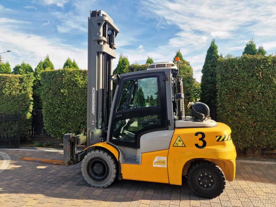 Jungheinrich TFG S50 wózek widłowy LPG 5T Kabina pozycjoner 5.5m