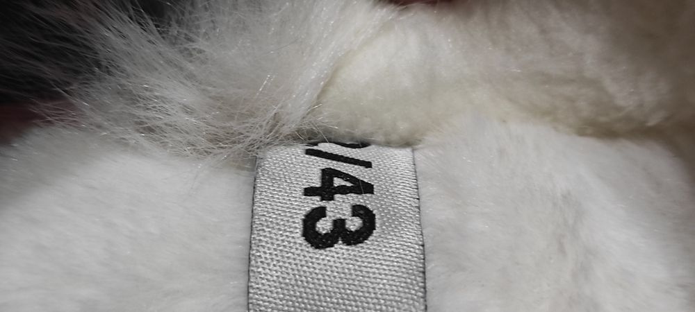 Kapcie r.42 (26 cm.)