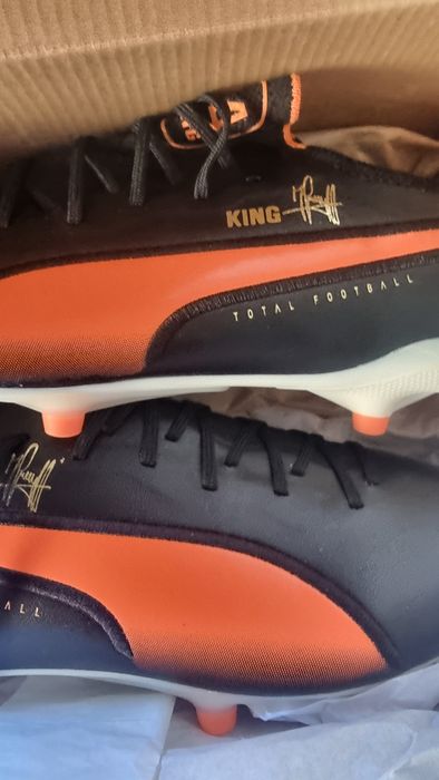 Chuteiras edicao especial  johan cruyff  n 44