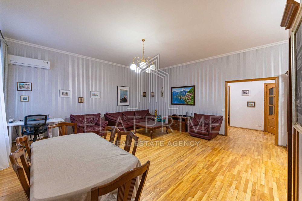 Без% Продаж 3-х кімнатної квартири, 135 м2, вул. Назарівська, 9