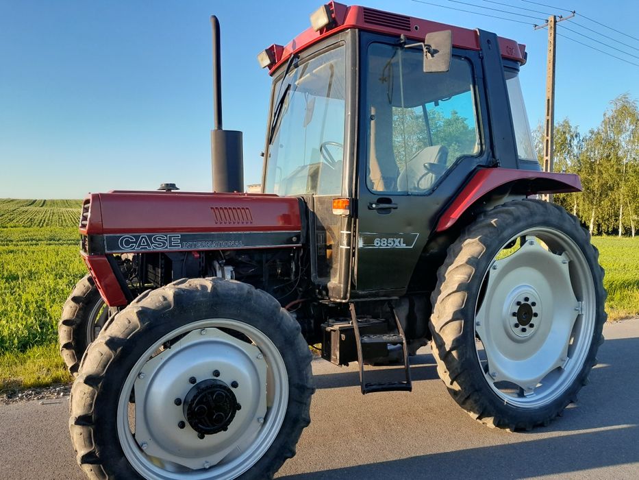 Case international 685xl  case maxxum 5150