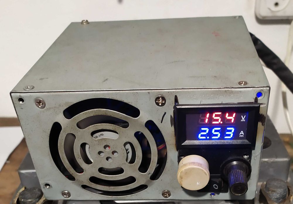 Импульсное зарядное для АКБ 12 вольт