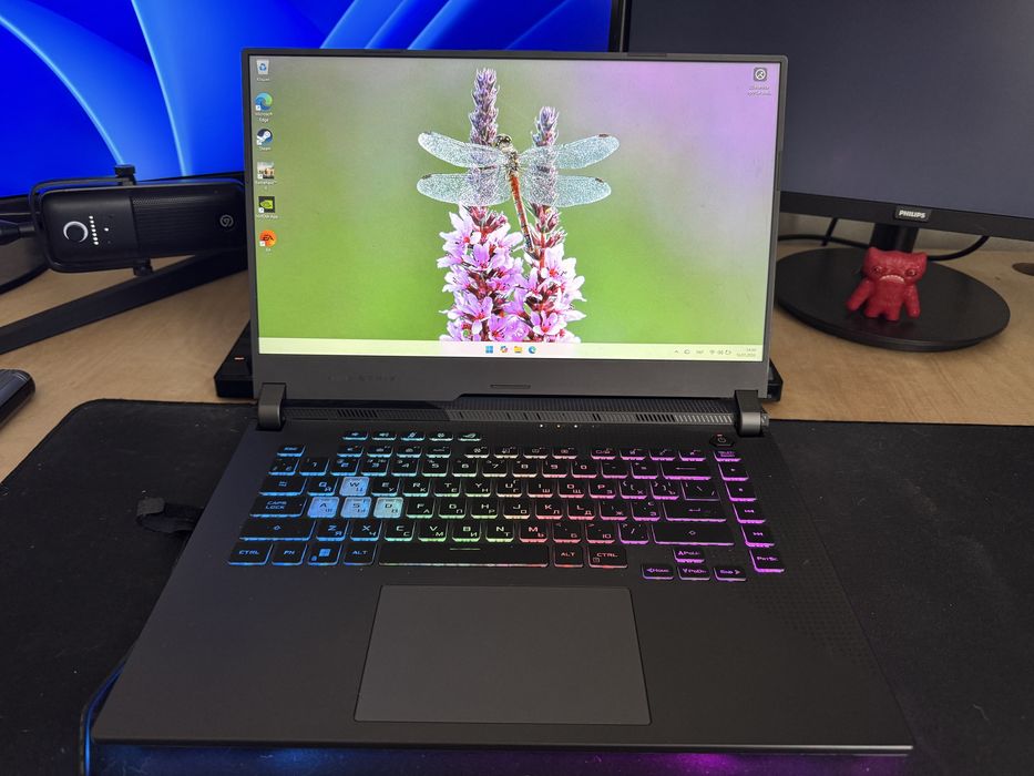 Ігровий ноутбук ASUS ROG Strix G15 / AMD Ryzen 7 4800H / RAM 16GB / SSD 512GB / nVidia GeForce RTX 3050