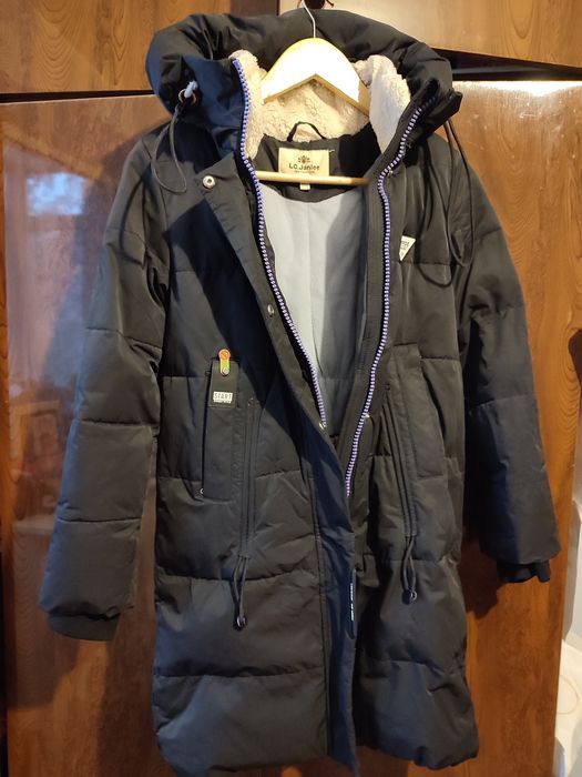 Куртка зимова, пуховик