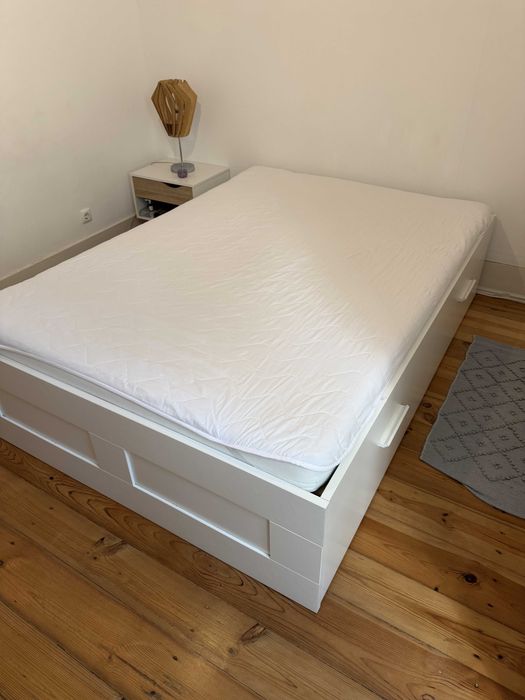 Cama de Casal IKEA Brimnes com Arrumação
