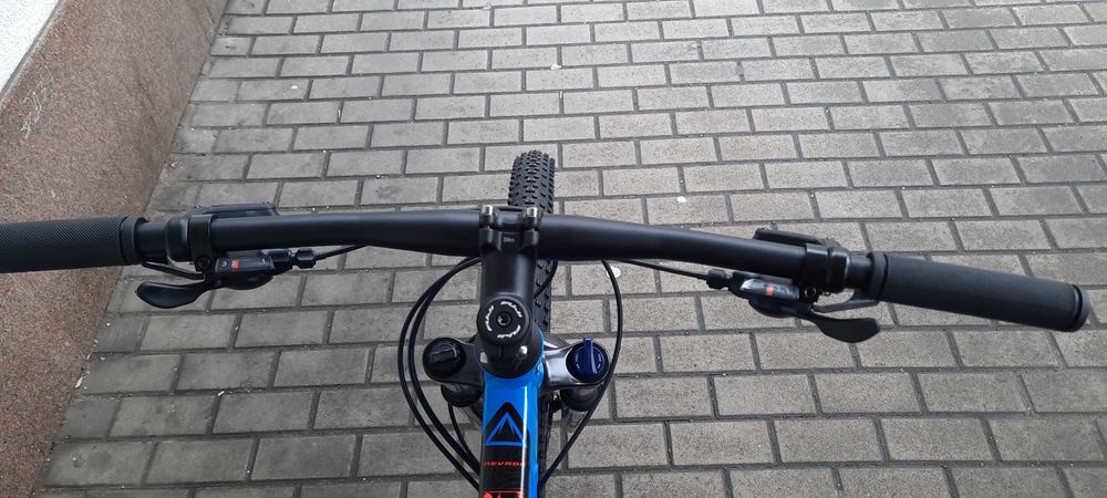 NOWY Rower Fuji NEVADA 29" 1.7 rama aluminiowa 17 lub 21 MTB Shimano