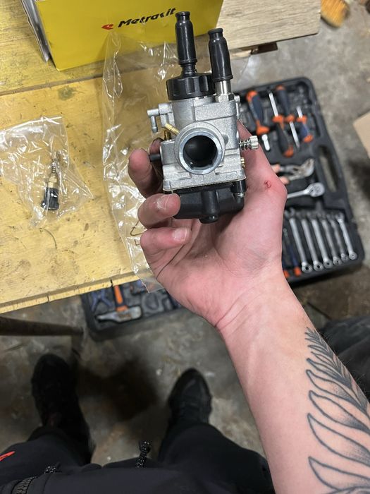 Carburador dellorto 19