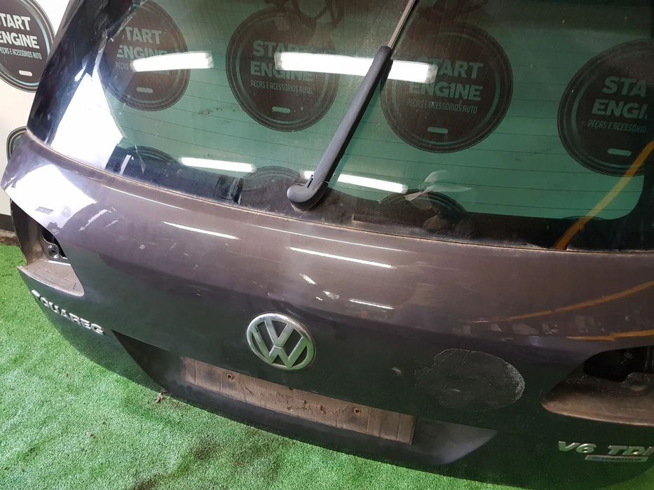 Tampa da Mala Para Choques VW Touareg II 7P 2011-2017