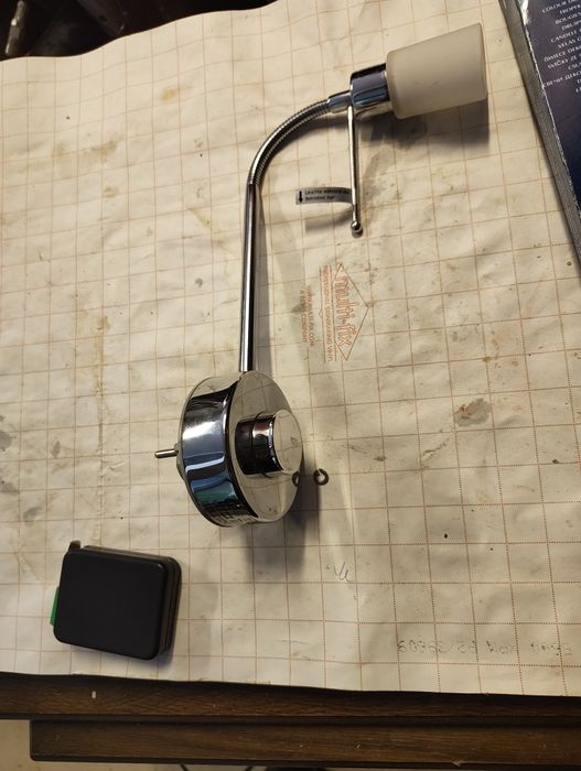 Lampka nocna do gniazdka że ściemniaczem.