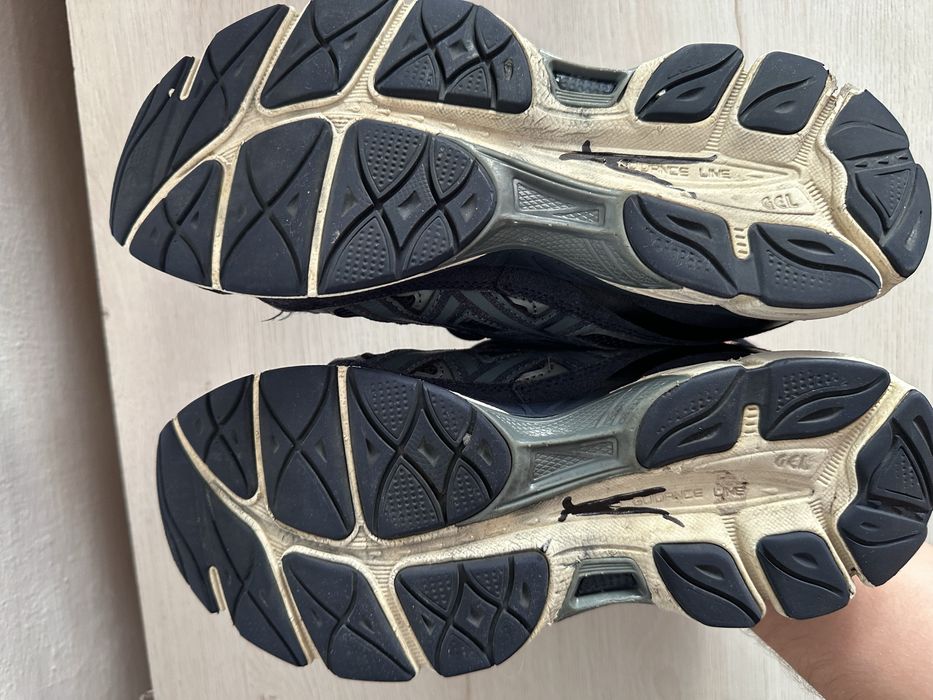 Кросівки Asics 40 розмір