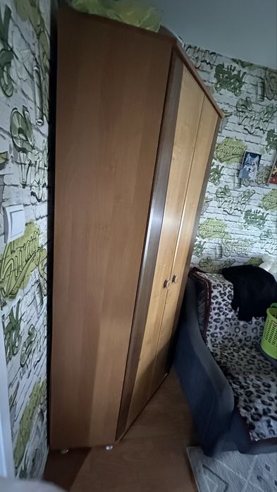 sprzedam szafę rogową 80cmx2m