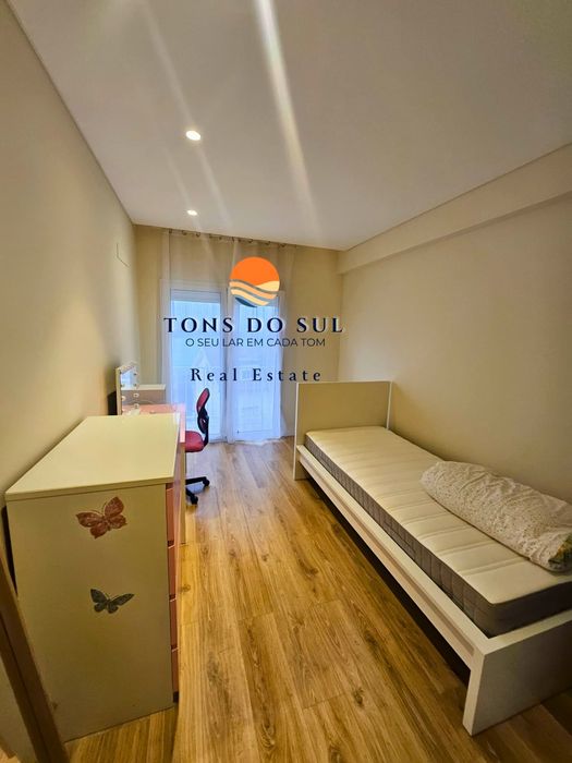 Apartamento T3 c/ suíte e garagem