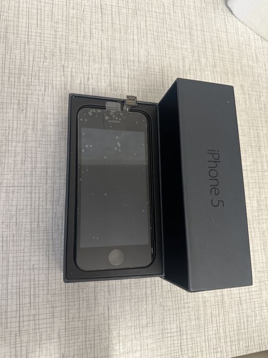 ЖК дісплей на iPone 5
