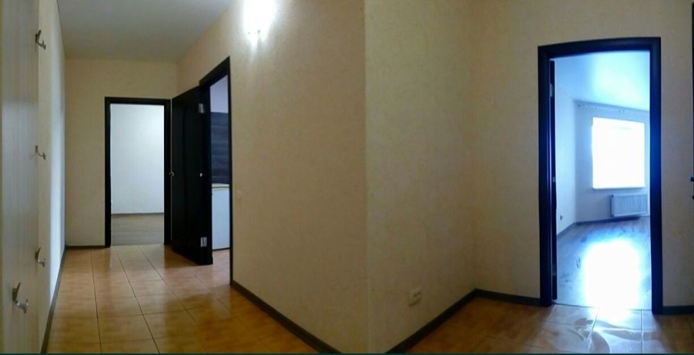Двокімнатна квартира на місяць та більше.