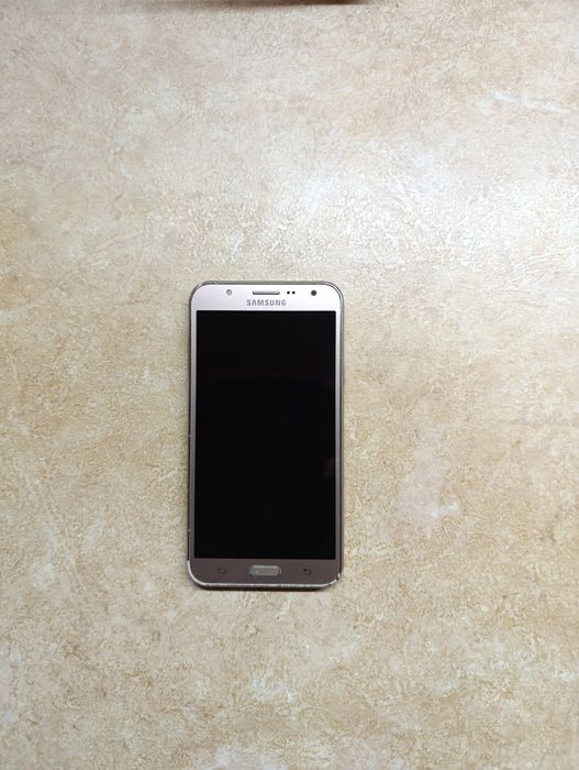 Samsung Galaxy J 7