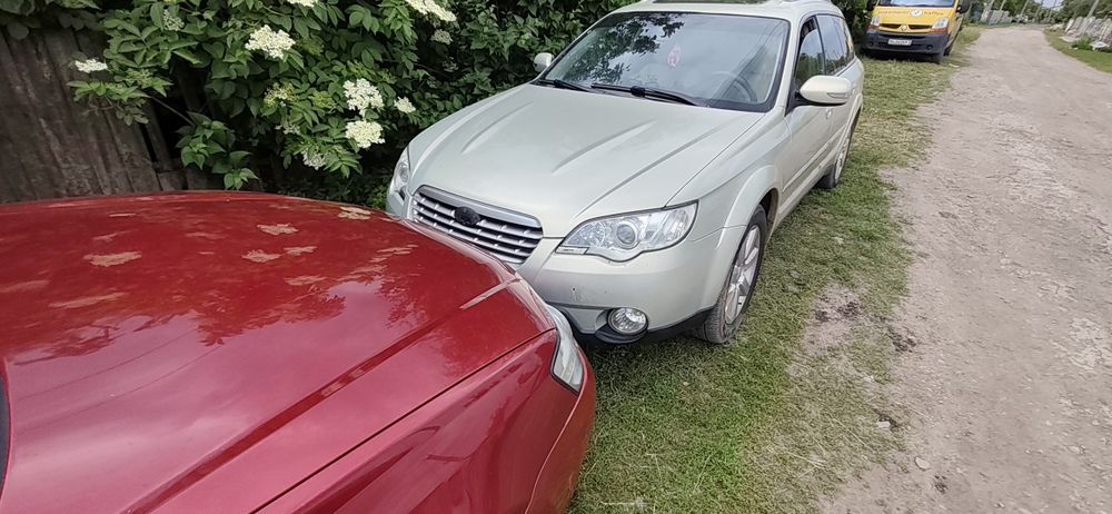 Subaru Outback  2.5