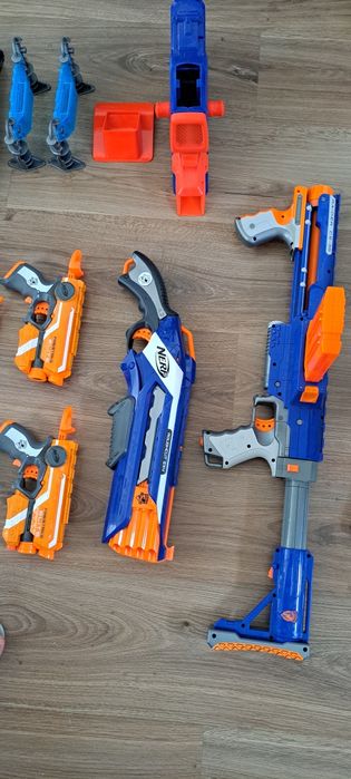 9 Nerfs e mais de 200 balas