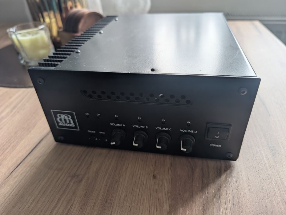 Wzmacniacz do baru/restauracji (4-strefowy)