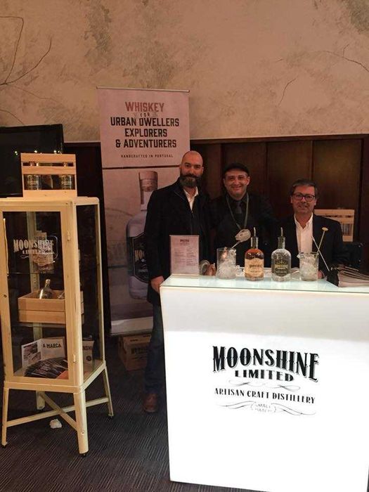 Mobiliario led mesas e bares liquidação