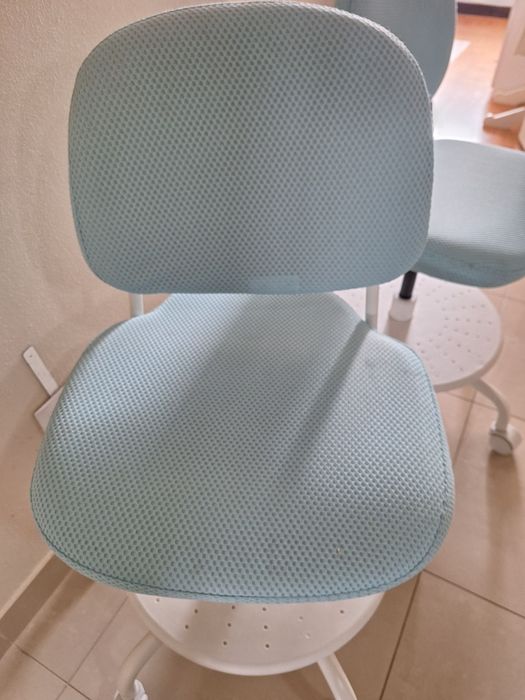 Cadeira p/secretária criança