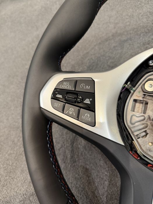 Руль BMW M (G01 G02 G05 G06 G07 G11 G12 G15 G16 G20 G22 G26 G30 G32)