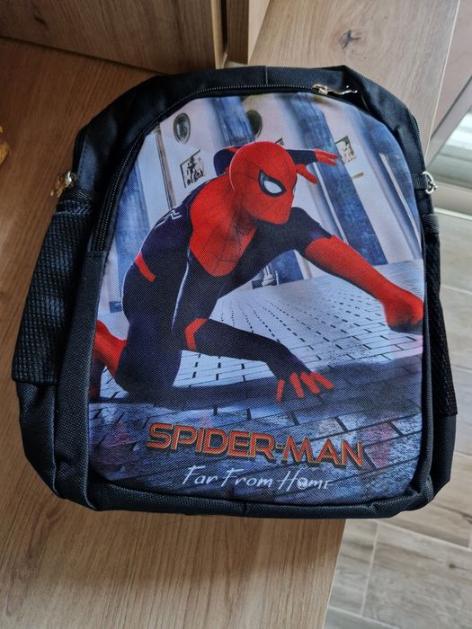 Mochila Homem Aranha.  Nova