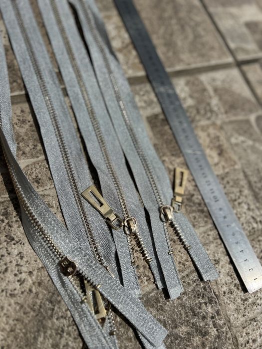 Змейки опт / метал 60-75 см - от 3 шт. 20 грн/шт