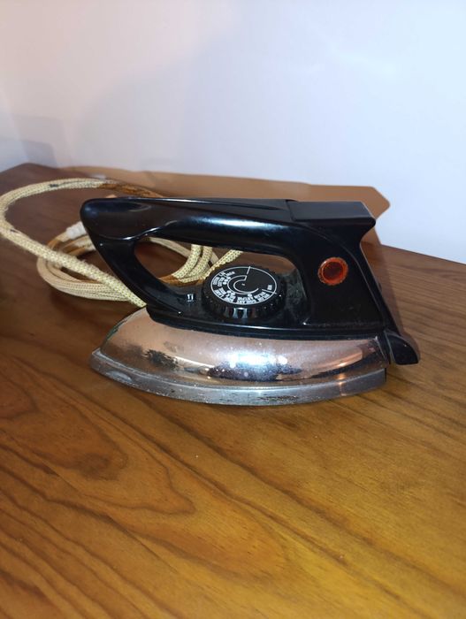 Ferro de engomar Vintage