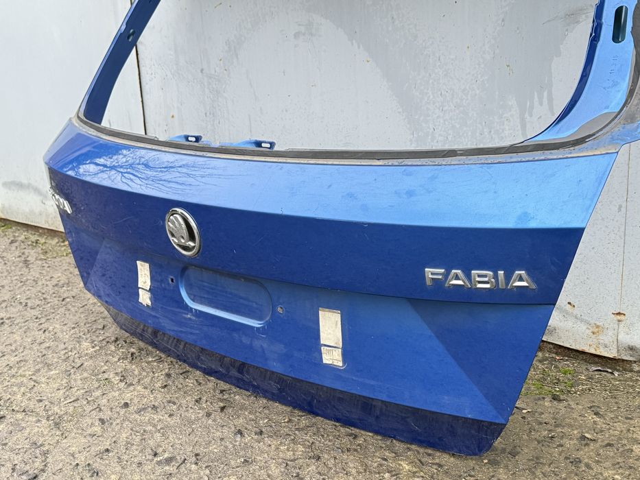 Кришка багажника шкода фабія 3 ляда skoda fabia 3