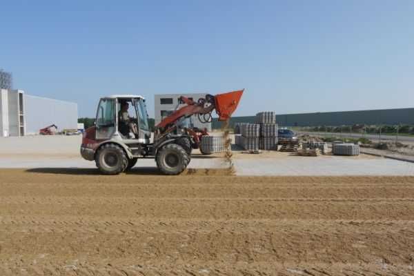 Łyżka do rozsypywania piasku optimas Streschaufel do ładowarki