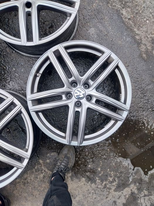 Felgi 20 Audi VW Skoda Seat Mercedes 5x112 super stan