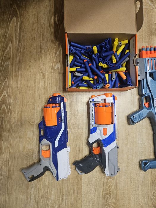 Zestaw pistoletów nerf