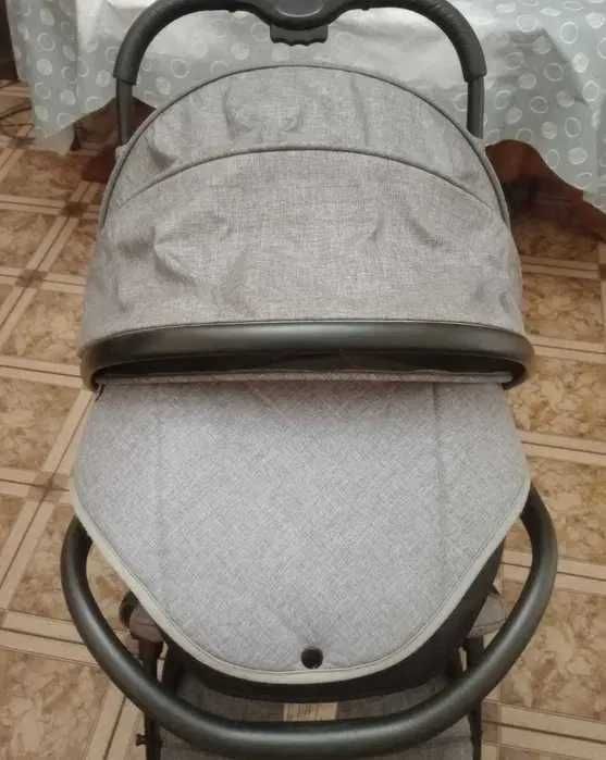 Carrinho de bebé + Ovinho