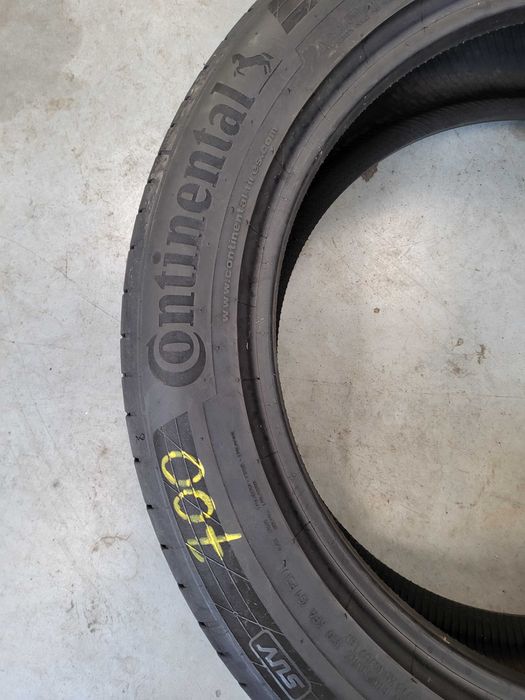 Komplet opon Continental 235/50 R 19