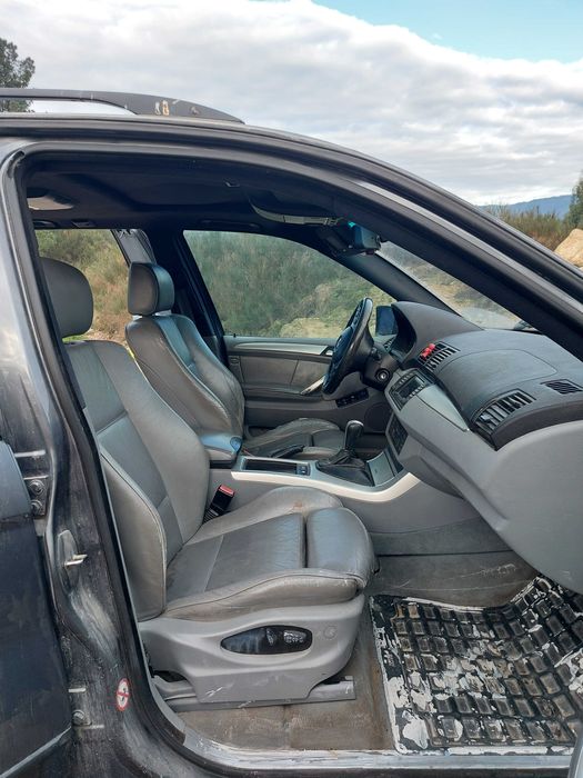 BMW X5 (E53) 3.0 D - Caixa Automática