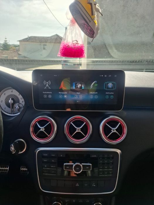 Tela Mercedes CLA/GLA/Classe A (Novo)