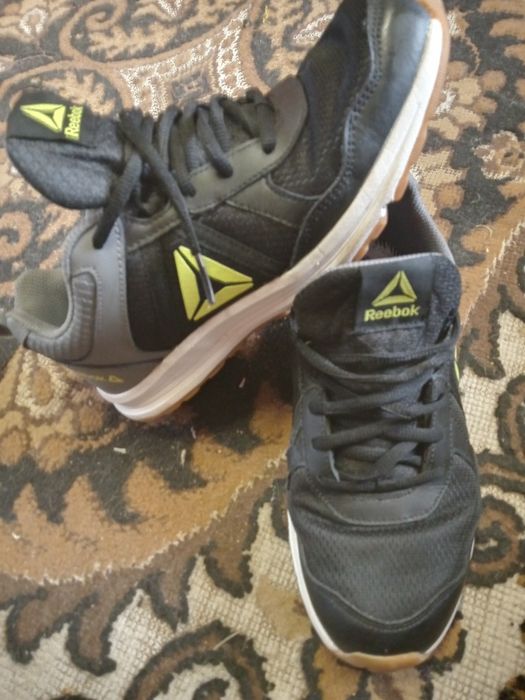 Продам кросовки Reebok