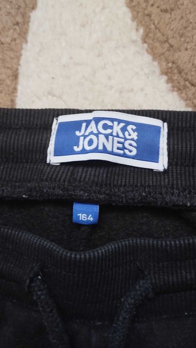 Штани спортивні чорні Jack Jones 164 см