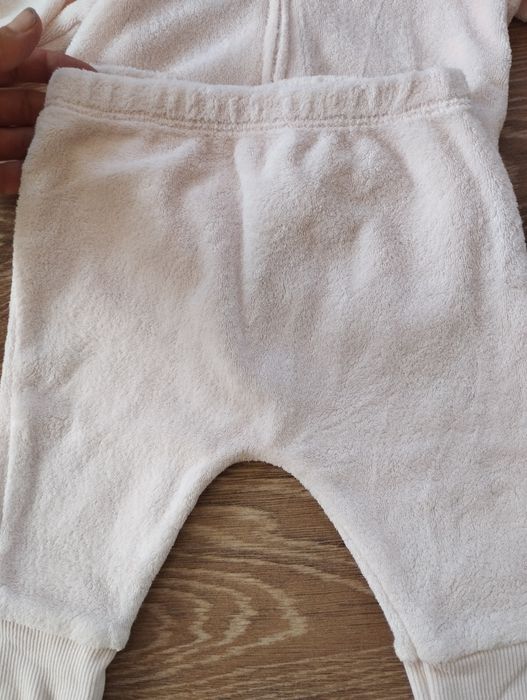 Костюмчик від carter's