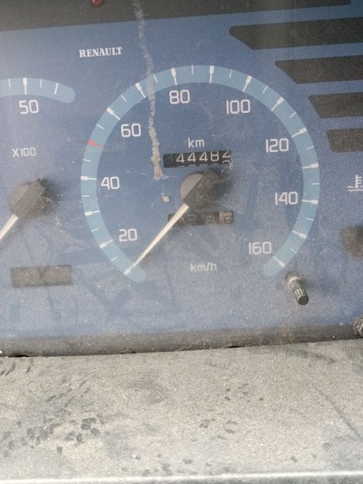 Renault master 2000€