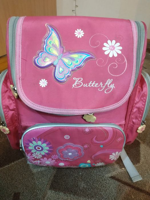 Рюкзак шкільний ортопедичний для дівчинки