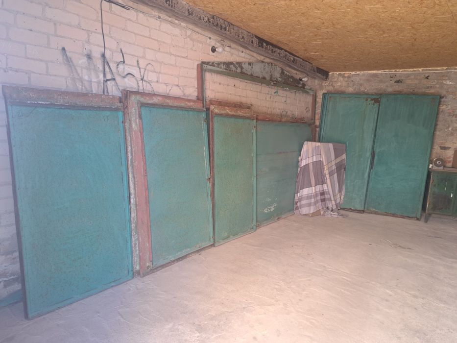 Продам или меняю на авто гараж 5 × 3 м.