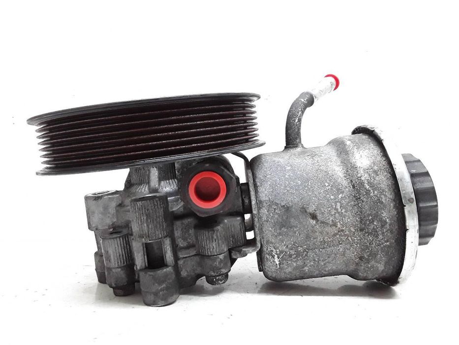 Bomba Direção Toyota Avensis T27