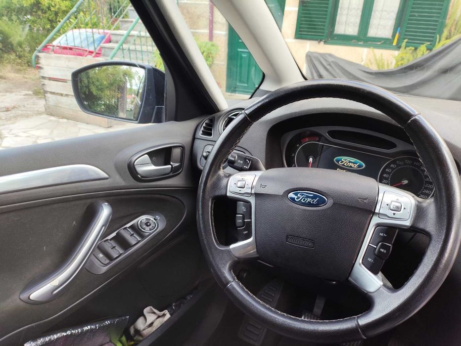 Ford S Max 1.8 tdci 125cv Titanium 7 lugares