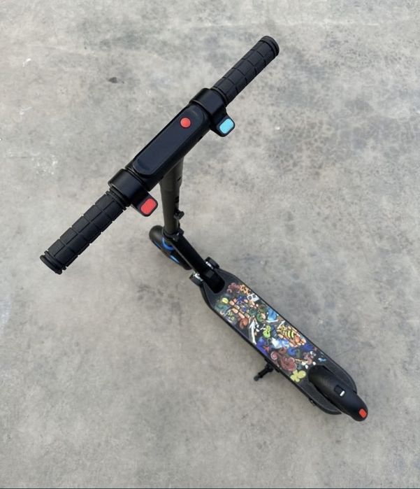 Дитячий електросамокат GIANT Kids E10 PRO