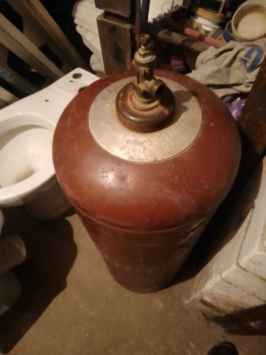 Продам Баллон газ
