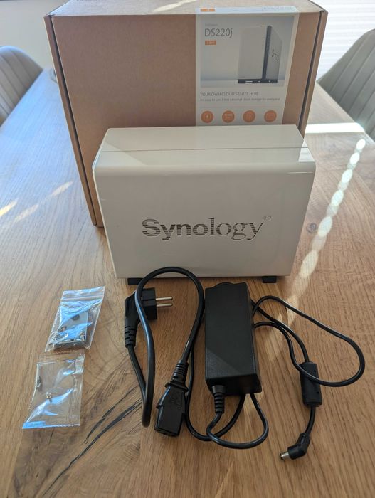 Domowy serwer NAS Synology DS220J