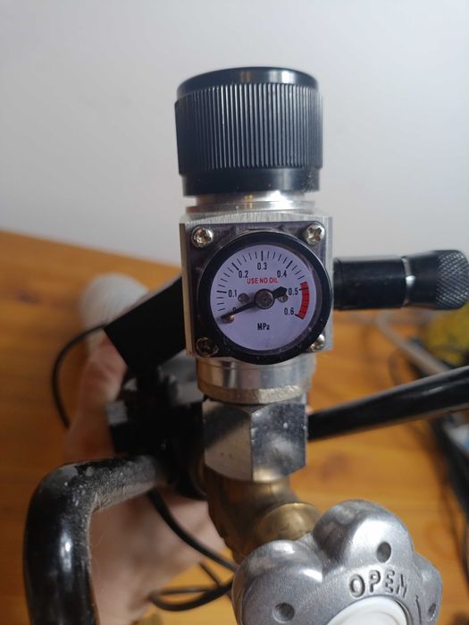 akwariowa butla CO2 z elektozaworem noursun