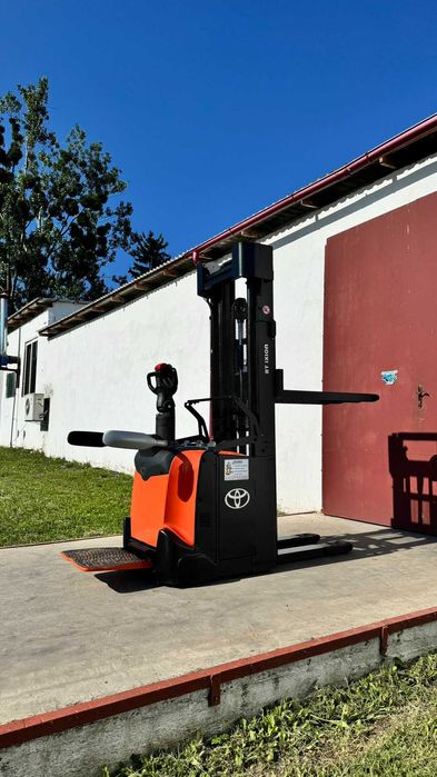 Штабелер електро 1263 Toyota BT SPE 160 1,6t 533cm Li-ion