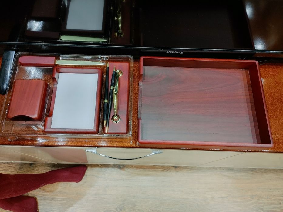 Подарочный канцелярский набор